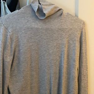 Gray turtle neck